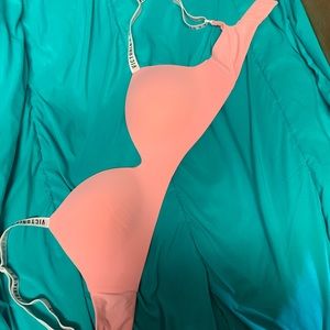 victoria secret bra